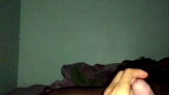 Amateur couple's tight shaved pussy creampie leads to orgasm