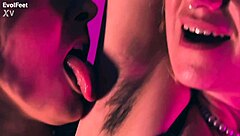 Two queens indulge in playful foot fetish and natural charm