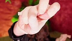 Hey, check out this ASMR thrill with hot latex gloves ripped by Arya Grander 😏