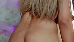 Roja Ladyboy Transsexual Gets Wild