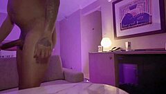 curvy milf enjoys one-on-one chats with big booty hotwife