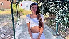 Jeune 18+ coquine déjà expérimentée