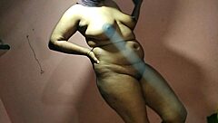 the story of bhabhi getting fucked in a vip hotel room