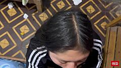 entro a la habitacion de mi cunada y me hace un oral a escondidas