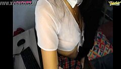 new camgirl mía lópez on webcam