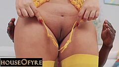 Ashlyn Peaks Fucks And Sucks Giant BBC In POV