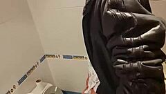 i fuck sexy tattooed mommy in the toilet for first time