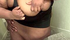 bbw housewife gets fucked while cleaning the house