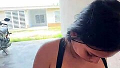 Colombiana Cachonda Le Saca El Pene A Su Novio En La Calle Y Se Lo Mama