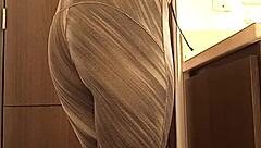 i lef a hidin camera in my spanish universiti classmate's bathrom