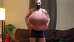 Shanneltrav's Massive Boobs! Wow!