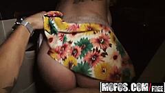 Ebony Teen Julie Kay Gives Outdoor Blowjob