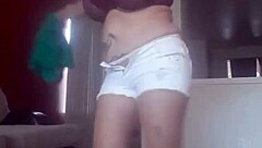 sexy dancing moves that tease and provoke