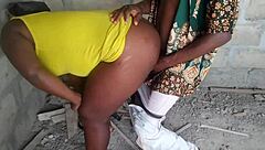 Street boy lures orange seller inside uncompleted building and fucks her till he cums