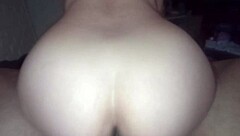 Mastúrbate Mientras Mueve Sus Ricas Nalgas