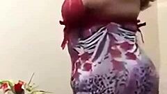 Sexy fat bbw girl poses boldly