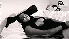 cant resist sucking that old cock blindfolded?