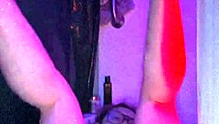 Hey, watch me play in the bath with my toys