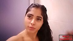 Gabi Paques Enjoys Delicious Bath Preparing For Fun