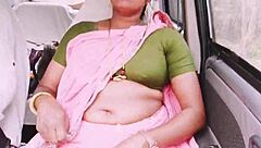 Indian bhabi fucks boyfriend on long drive with dirty talk!