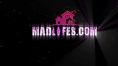 Iris fucks her favorite guy while Alba sucks Salva in bathrooms