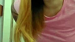 Flashing Big Pussy Online