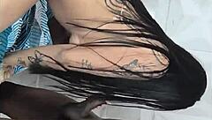 Enteada chega do baile funk, pronta para o pau negro?