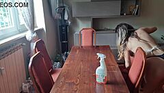 Limpei A Mesa Do Vizinho E Tirei A Calcinha Será Que Ele Vai Gostar