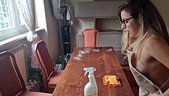 Limpei A Mesa Do Vizinho E Tirei A Calcinha Será Que Ele Vai Gostar