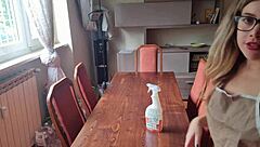 Limpei A Mesa Do Vizinho E Tirei A Calcinha Será Que Ele Vai Gostar