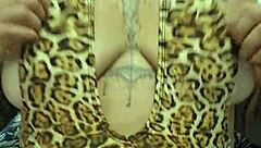 Im so horny come here cum on my tits and armpits?