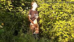 I felt such intense pleasure from risky public masturbation in nature, reaching girls fly orgasm outdoors.