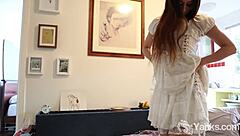 Yanks Beauty Abbie Masturbating