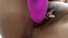 bolas chinas e vibrador na vagina asiatica