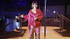 I feel so aroused seeing Carmen in pink sucking that cock passionately