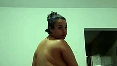 Wow, pov safada dances teasing her wet pussy full of desire!