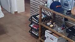 why show off that ass in the live session like this?