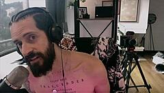 colombian latina indulges in quick foot fetish play