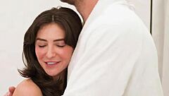 Airbnb Owner Teases Threesome Guests