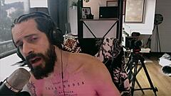 colombian latina indulges in quick foot fetish play