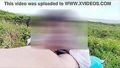 rapidinha na praia em publico! oh, that juicy ass gets creampied outdoors!