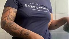 Dive Into This Massive Pussy Now!