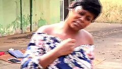 Another Way to Enjoy My Neighbor in the Abandoned and Surprised Garage Masturbating Her Pussy with a Dildo