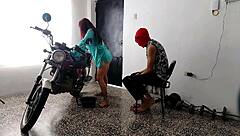 Innocent He Felt Shocked By His Curvy Neighbor's Wild Domination And Ass Shaking