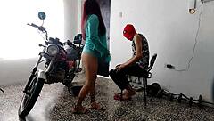 Innocent He Felt Shocked By His Curvy Neighbor's Wild Domination And Ass Shaking