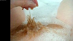 Annie Body Bath Monster Comfy Bubbles with Mature Milf Fingering Hairy Pussy in Close-Up Solo