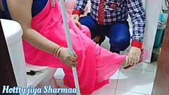 Come on, let's have hot Desi sex with this sexy Indian babe right now.