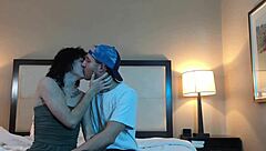 Eh, Bercium Dengan Bibi Petak Panas Ni Sedap Gila Kan?