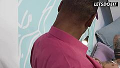 Cam girl needs help for her show