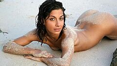 Modelz beauty lady encounters stunning scenes in detailed intimate actions and roles